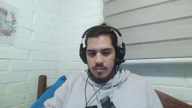 Snapshot of hung_weeb chatting on 12/07/24, 12:41 hung weeb online show from 12/07/24, 12:41