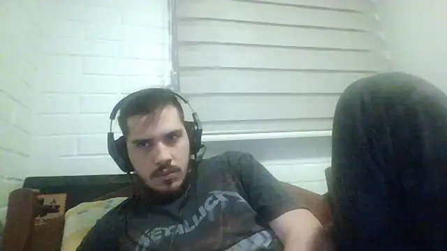 Snapshot of hung_weeb chatting on 02/05/25, 01:47 hung weeb online show from 02/05/25, 01:47