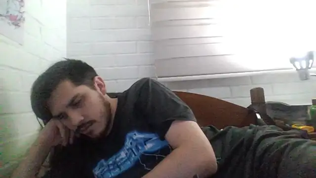 Snapshot of hung_weeb chatting on 03/04/25, 03:55 hung weeb online show from 03/04/25, 03:55