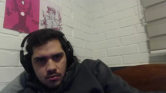 Snapshot of hung_weeb chatting on 09/28/25, 02:28 hung weeb online show from 09/28/25, 02:28