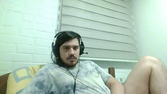 hung weeb online show from 03/31/26, 03:19