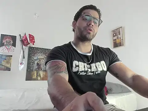 Snapshot of _Coddygold_ chatting on 12/31/24, 12:25  Coddygold  online show from 12/31/24, 12:25