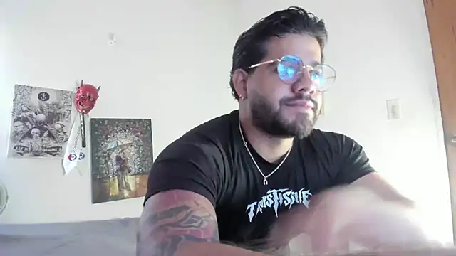 Snapshot of _Coddygold_ chatting on 01/12/25, 12:23  Coddygold  online show from 01/12/25, 12:23