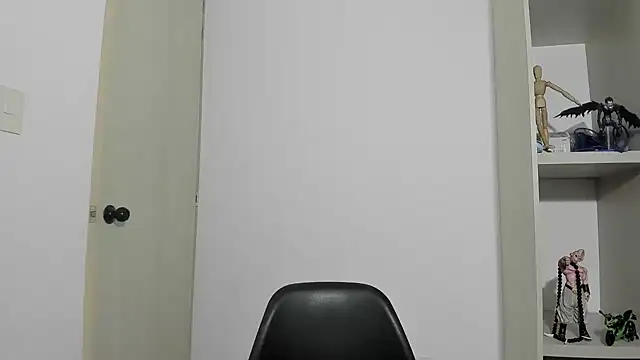 Snapshot of _Coddygold_ chatting on 09/20/25, 01:34  Coddygold  online show from 09/20/25, 01:34