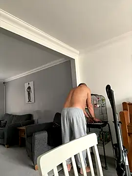 Garry831 online show from 10/13/25, 01:00