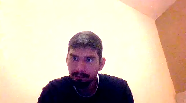 Snapshot of Tomthelong chatting on 02/27/25, 07:01 Tomthelong online show from 02/27/25, 07:01