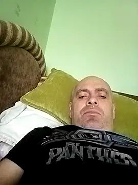 Snapshot of Robertvirt chatting on 09/25/25, 07:56 Robertvirt online show from 09/25/25, 07:56