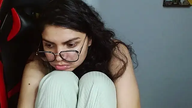 Nikkykora15 online show from 01/10/25, 12:38