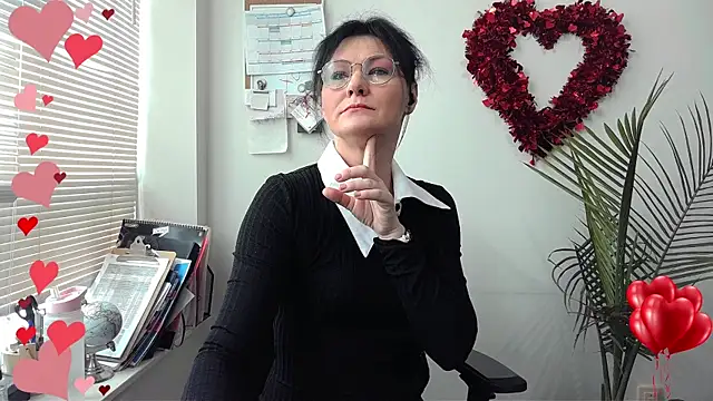 Snapshot of City_Kat chatting on 02/12/25, 03:49 City Kat online show from 02/12/25, 03:49