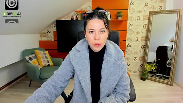 EmillyTaylor online show from 01/31/25, 03:41