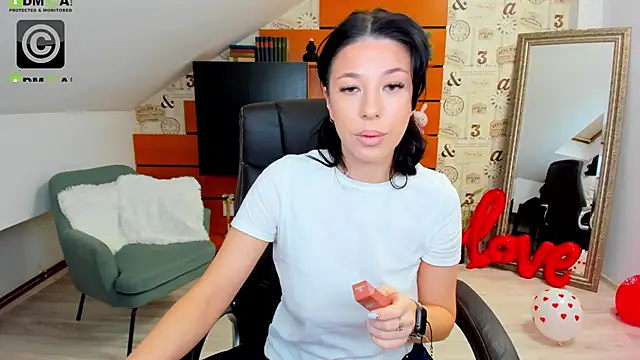 EmillyTaylor online show from 02/19/25, 04:23