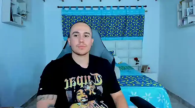 juan  jimenez online show from 01/25/25, 04:13