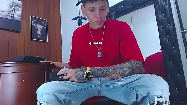 GaboReyes online show from 09/28/25, 04:29