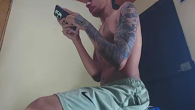 GaboReyes online show from 10/09/25, 03:15