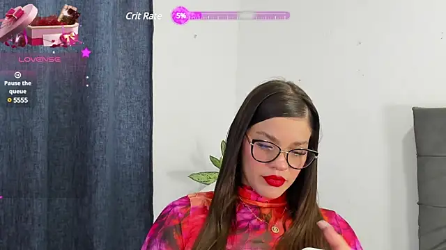 Snapshot of zoe69x chatting on 01/14/25, 10:44 zoe69x online show from 01/14/25, 10:44