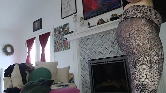 AuroraWillows online show from 03/02/25, 07:34