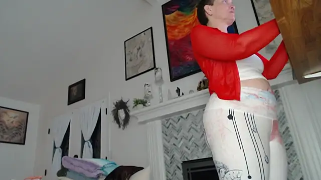 AuroraWillows online show from 11/17/25, 11:49