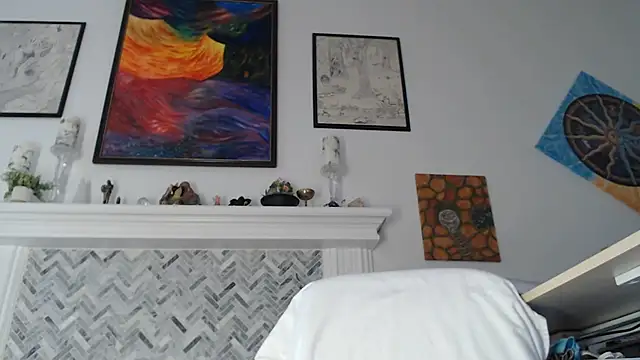 AuroraWillows online show from 07/22/26, 10:12