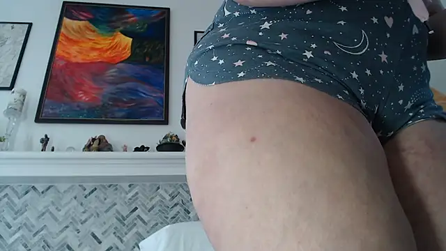 AuroraWillows online show from 07/31/26, 11:04
