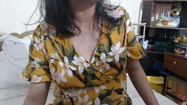 Snapshot of Beauty_Asian_Tina chatting on 02/27/26, 11:54 Beauty Asian Tina online show from 02/27/26, 11:54