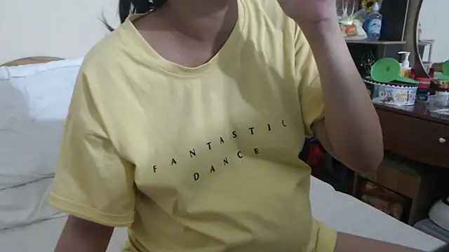 Snapshot of Beauty_Asian_Tina chatting on 03/14/26, 01:55 Beauty Asian Tina online show from 03/14/26, 01:55