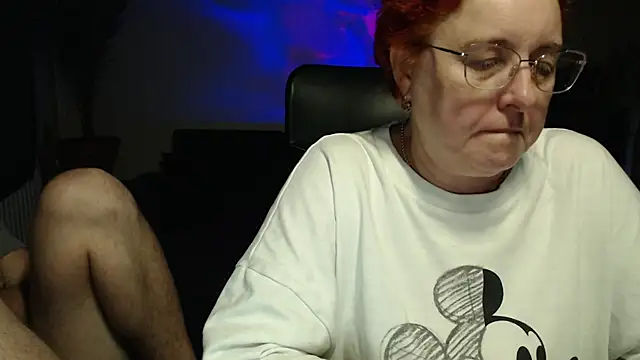 JoannaAndNeighbour online show from 10/22/25, 07:46