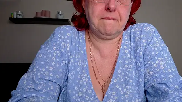JoannaAndNeighbour online show from 06/17/26, 08:06