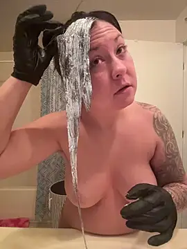 ImpressYouDaily online show from 12/20/25, 11:56