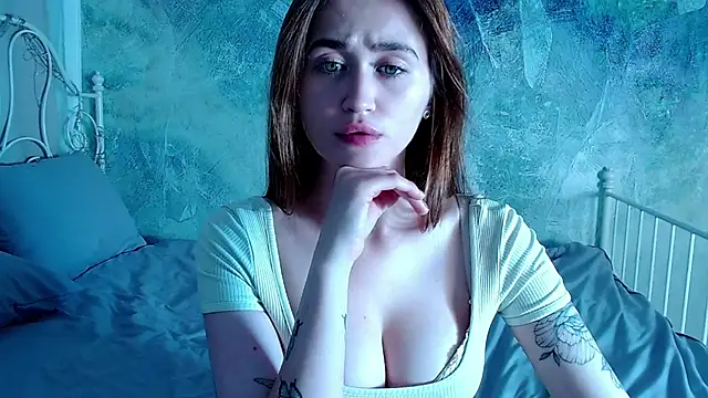 millllina online show from 10/02/25, 02:35