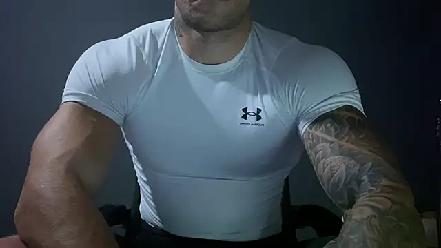 Snapshot of Mr_YourGod chatting on 12/02/24, 02:30 Mr YourGod online show from 12/02/24, 02:30