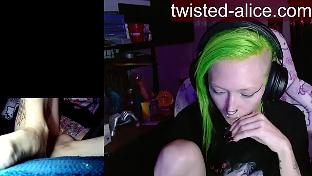 alicewonder09 online show from 06/08/26, 03:07