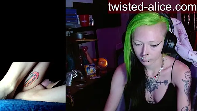 alicewonder09 online show from 06/15/26, 03:09