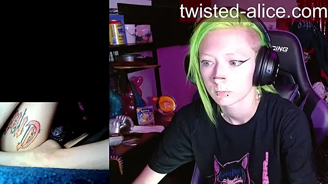 alicewonder09 online show from 06/21/26, 02:58