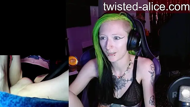 alicewonder09 online show from 06/24/26, 03:38