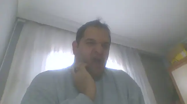 Snapshot of canakbulak00 chatting on 02/14/25, 06:19 canakbulak00 online show from 02/14/25, 06:19