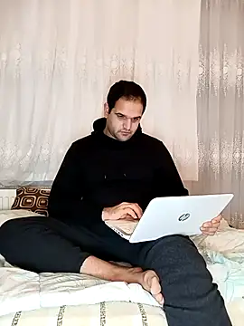 Snapshot of canakbulak00 chatting on 02/25/25, 12:14 canakbulak00 online show from 02/25/25, 12:14