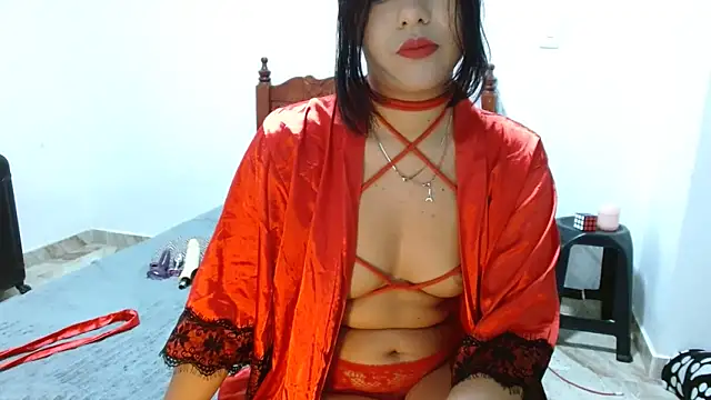 Snapshot of Amal_Hadid chatting on 03/20/25, 08:19 Amal Hadid online show from 03/20/25, 08:19