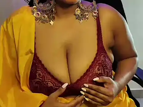 Snapshot of Your_Devika chatting on 03/13/26, 07:04 Your Devika online show from 03/13/26, 07:04