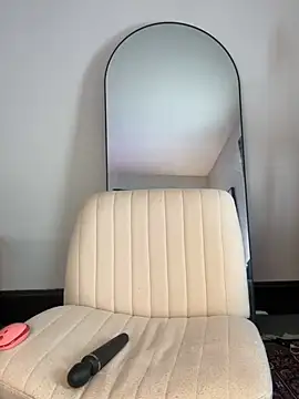 Snapshot of rosexx96 chatting on 03/10/26, 02:11 rosexx96 online show from 03/10/26, 02:11