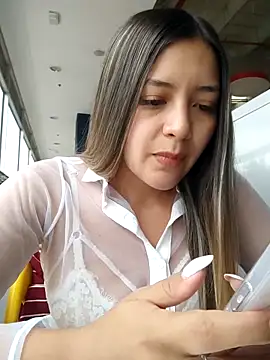 alana 69 online show from 03/19/25, 04:34