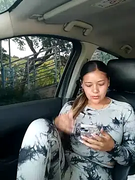 alana 69 online show from 11/08/25, 02:17