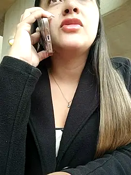 alana 69 online show from 12/16/25, 08:36