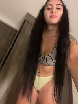 Sarasanders 4 online show from 12/11/24, 12:12