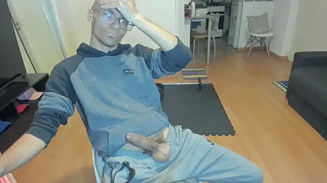 guachin hunk online show from 09/10/25, 03:28