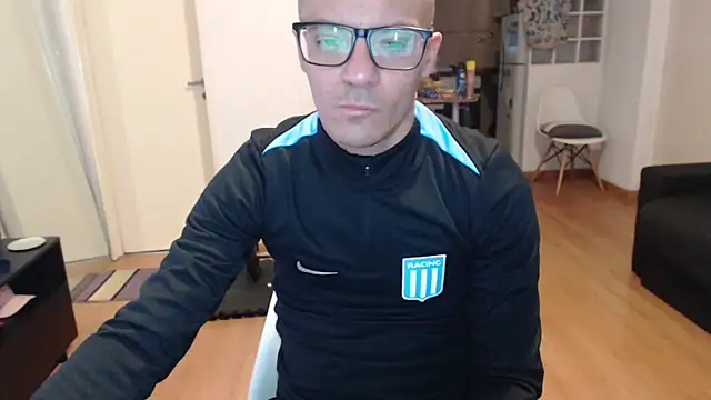 guachin hunk online show from 04/28/26, 07:41