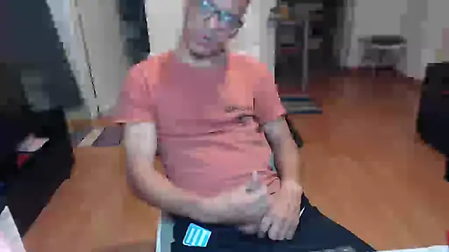 guachin hunk online show from 05/20/26, 03:24