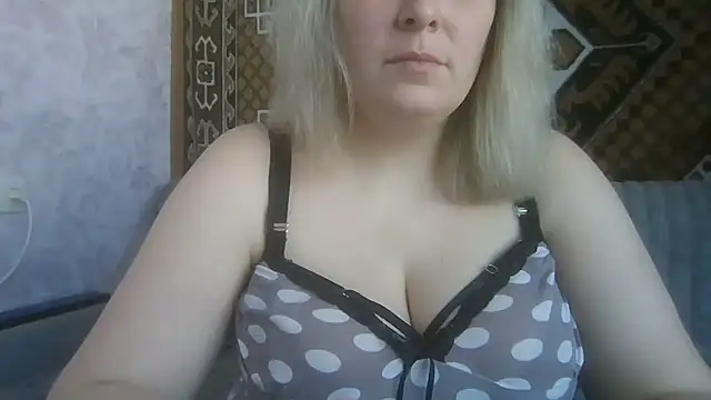 Snapshot of Diana_Britt chatting on 03/27/26, 06:52 Diana Britt online show from 03/27/26, 06:52