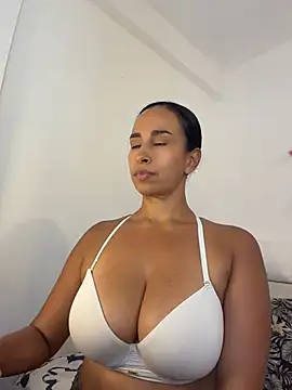 ThaliaGomex online show from 06/22/26, 10:29