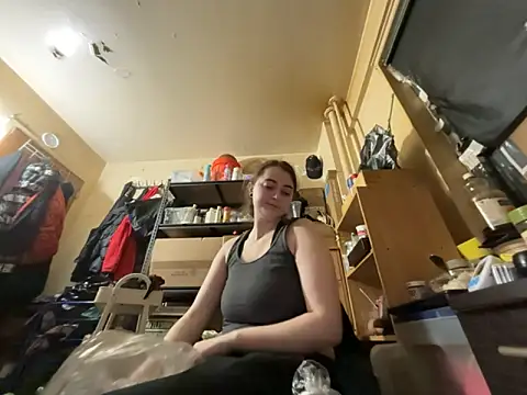 Snowbunnycake 131 online show from 06/13/26, 09:40
