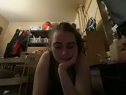 Snowbunnycake 131 online show from 06/23/26, 06:22